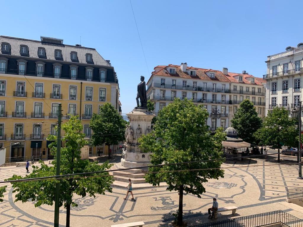 Solar Dos Poetas Hotel Lisbon Exterior photo